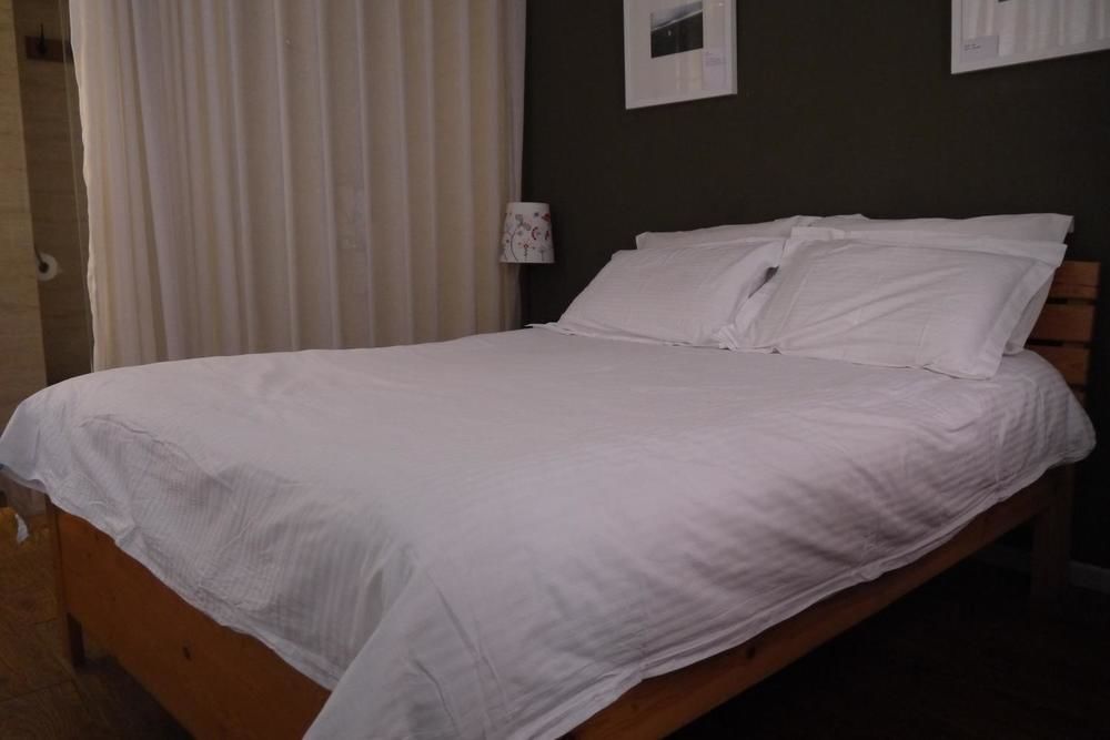 Sleepy Downtown Lakeside Hostel Beijing